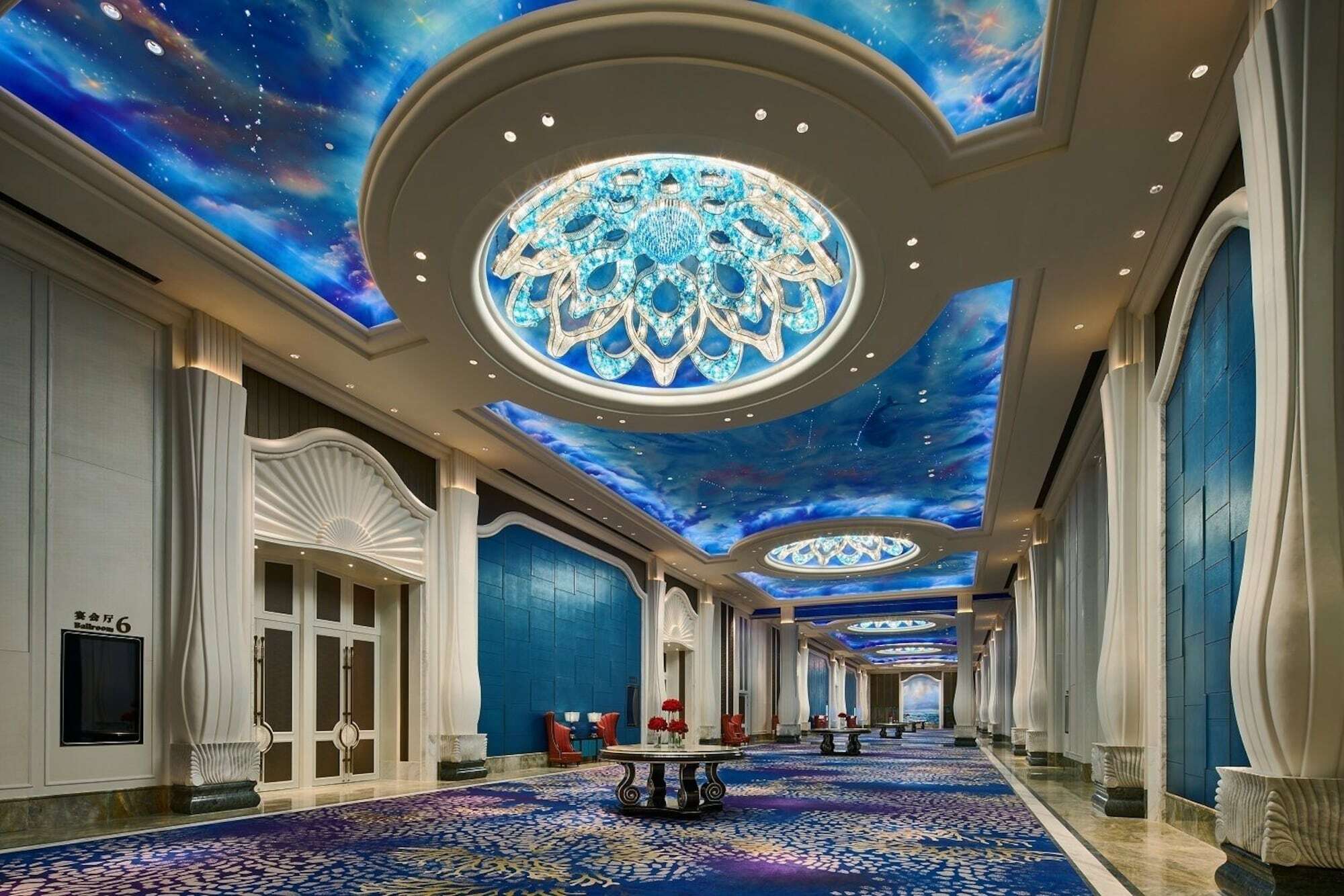 Wanda Realm Qingdao Movie Metropolis Hotel Exterior photo