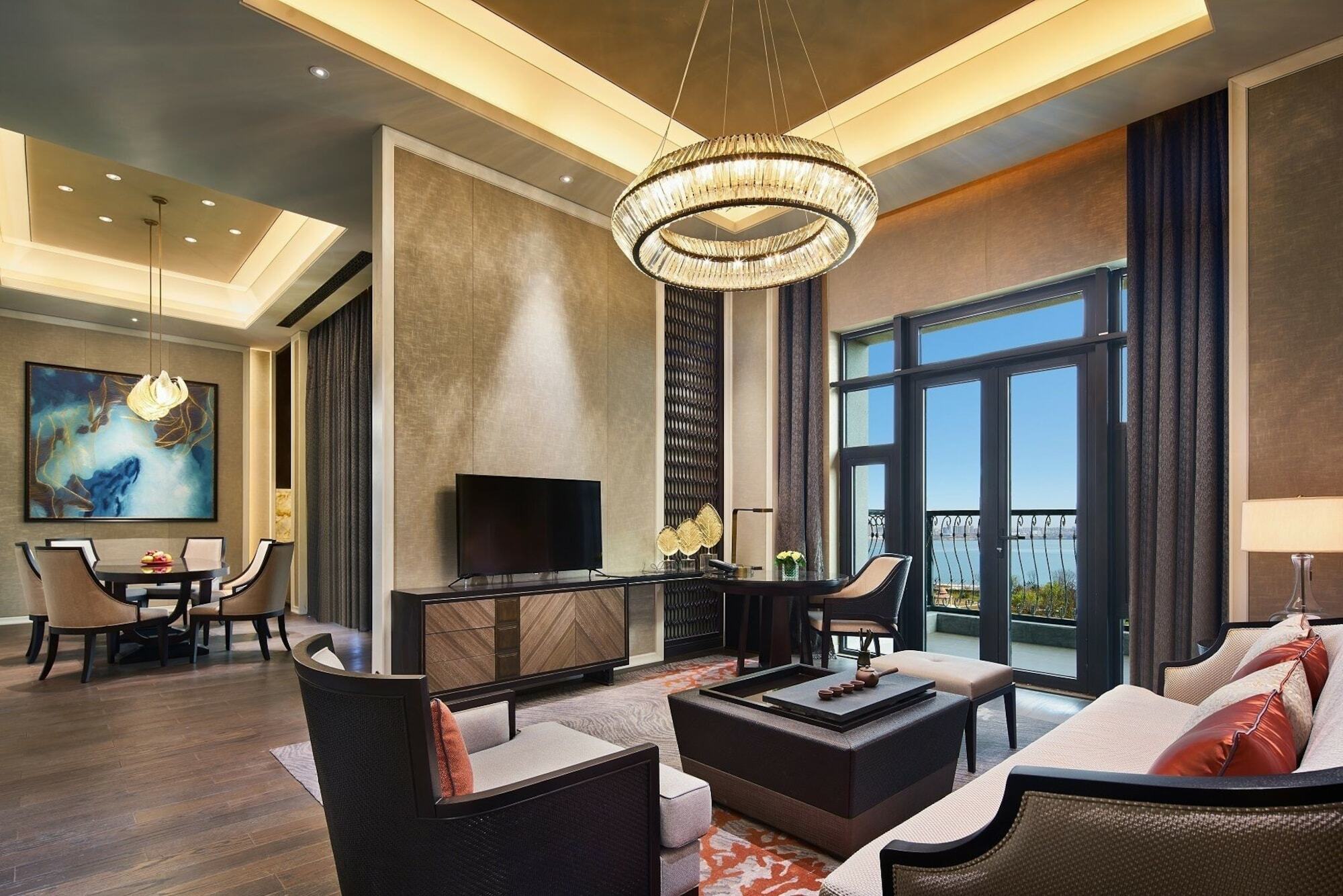 Wanda Realm Qingdao Movie Metropolis Hotel Exterior photo