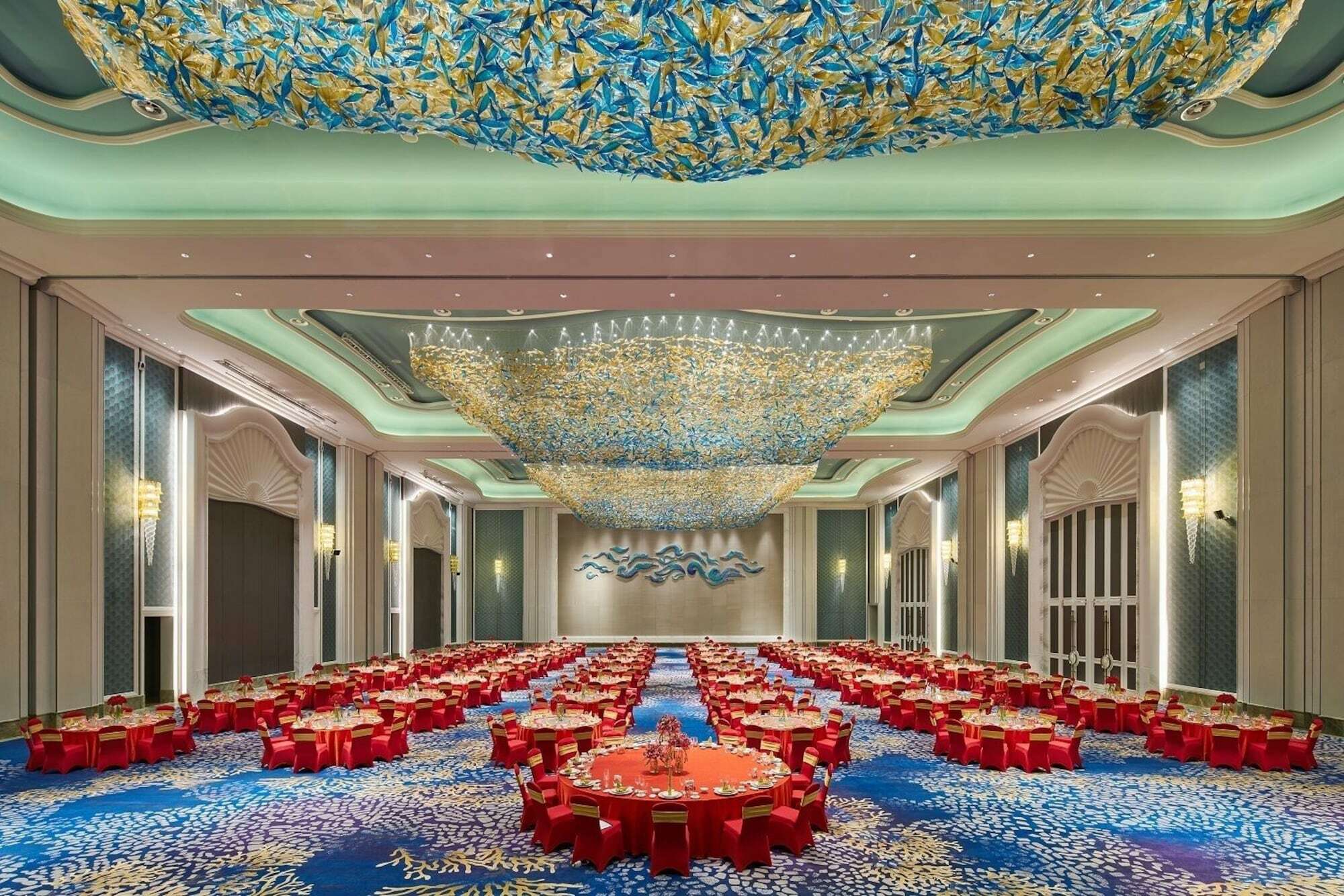Wanda Realm Qingdao Movie Metropolis Hotel Exterior photo