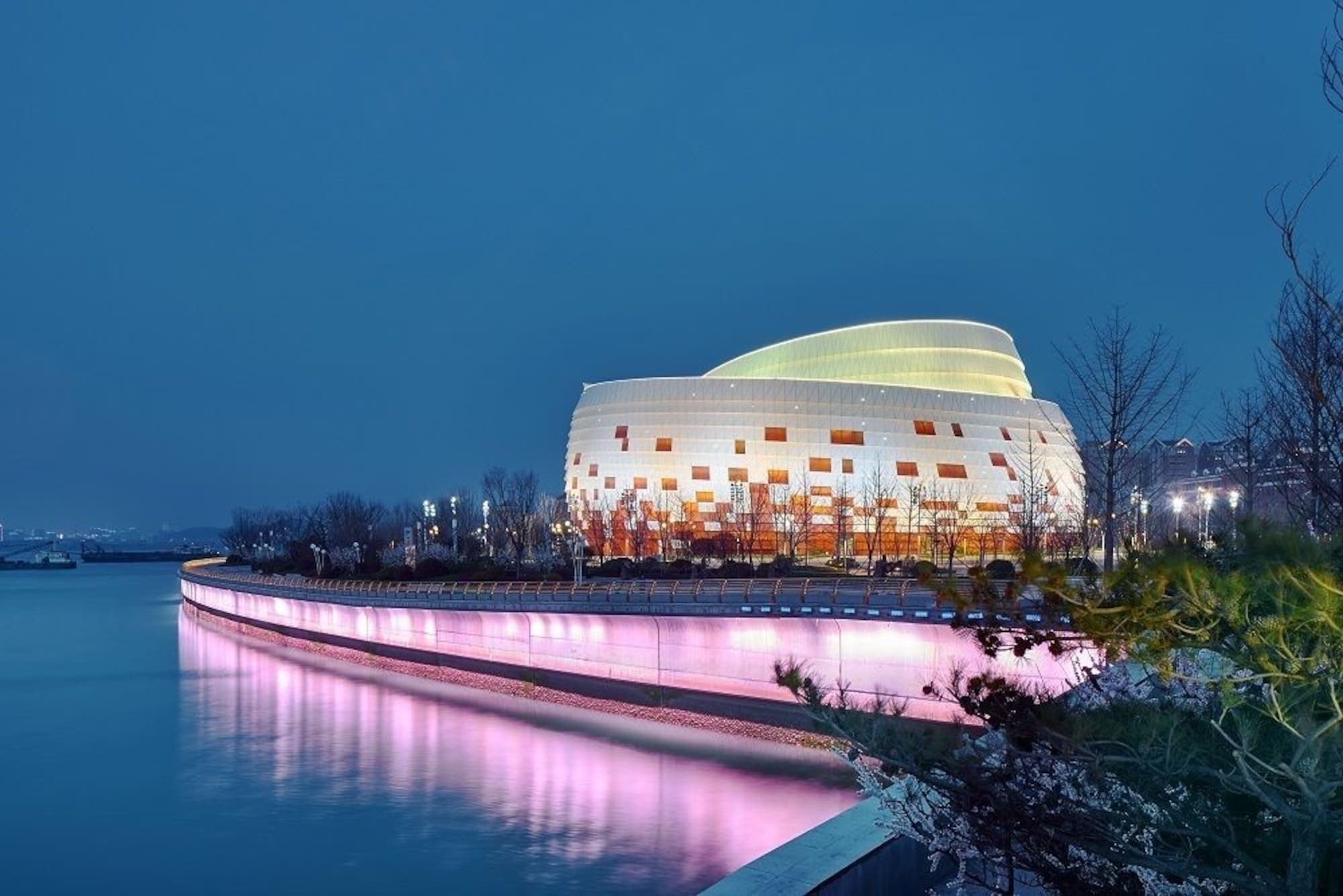Wanda Realm Qingdao Movie Metropolis Hotel Exterior photo